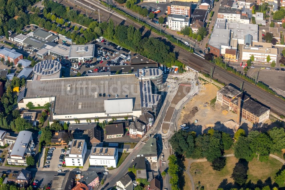 Ahlen aus der Vogelperspektive: Baustelle zum Neubau der Kreisverkehr - Straßenführung am Gebrüder-Kerkmann-Platz in Ahlen im Bundesland Nordrhein-Westfalen, Deutschland