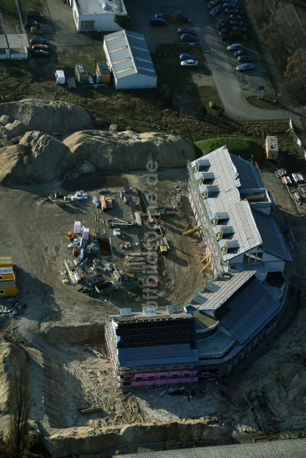 Luftbild Werneuchen - Baustelle zum Neubau eines Labor- und Verwaltungsgebäudes der Berger Bau GmbH in Werneuchen im Bundesland Brandenburg