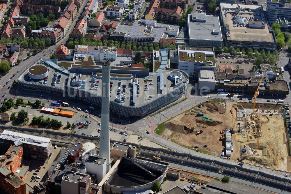 Erlangen aus der Vogelperspektive: Baustelle zum Neubau eines Landratsamtes für den Landkreis Erlangen-Höchstadt in Erlangen im Bundesland Bayern