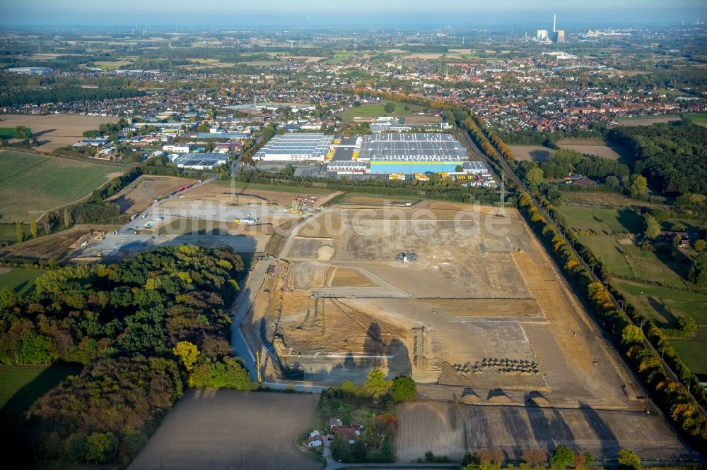 Werne von oben - Baustelle zum Neubau des Logistikzentrums von Amazon im Ortsteil Ruhr Metropolitan Area in Werne im Bundesland Nordrhein-Westfalen