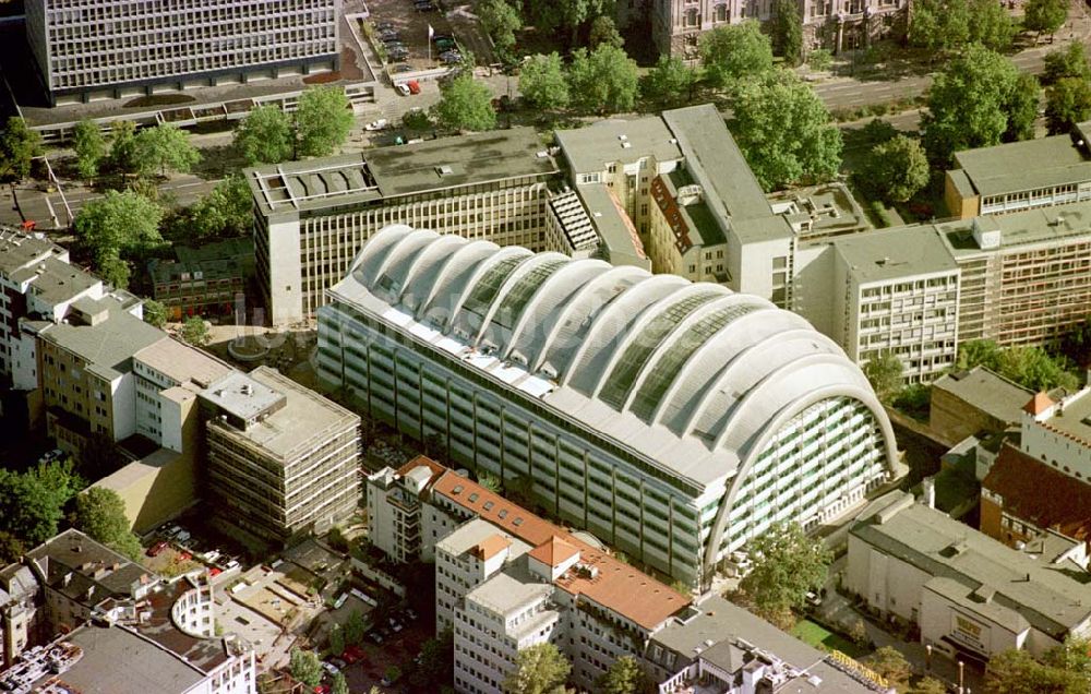 Berlin aus der Vogelperspektive: Baustelle zum Neubau des Ludwig-Erhard-Haus (LEH) in Berlin-Charlottenburg durch die Firmen KRUPP und MAX BÖGL