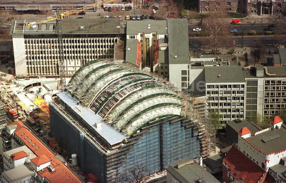 Berlin aus der Vogelperspektive: Baustelle zum Neubau des Ludwig-Erhard-Haus (LEH) in Berlin-Charlottenburg durch die Firmen KRUPP und MAX BÖGL