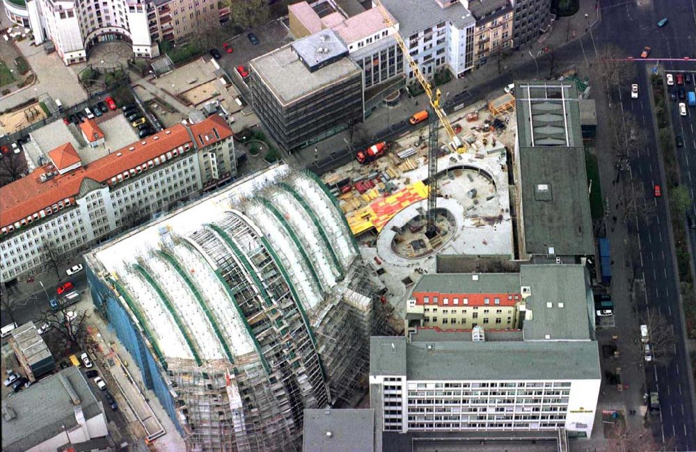 Luftaufnahme Berlin - Baustelle zum Neubau des Ludwig-Erhard-Haus (LEH) in Berlin-Charlottenburg durch die Firmen KRUPP und MAX BÖGL