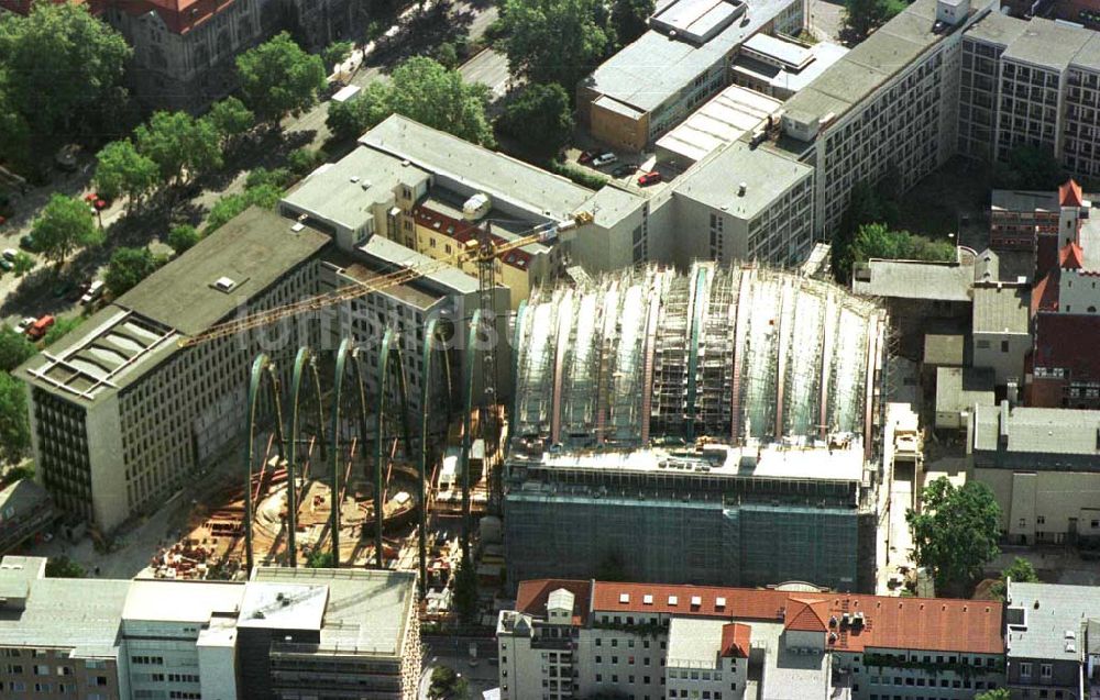 Berlin von oben - Baustelle zum Neubau des Ludwig-Erhard-Haus (LEH) in Berlin-Charlottenburg durch die Firmen KRUPP und MAX BÖGL