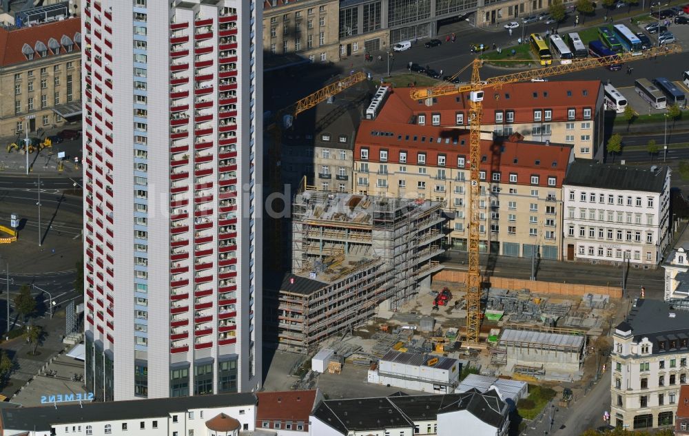 Leipzig aus der Vogelperspektive: Baustelle zum Neubau der LWB - Zentrale am Wintergartenhochhaus in Leipzig im Bundesland Sachsen