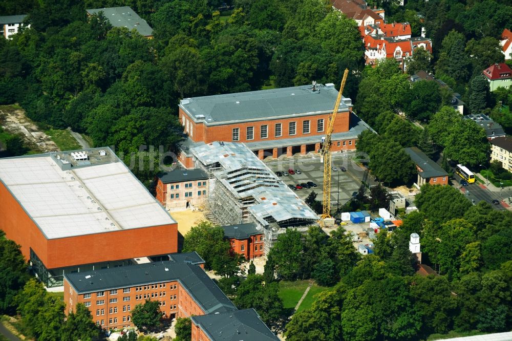 Berlin von oben - Baustelle zum Neubau eines Magazingebäudes des Bundesarchiv an der Finckensteinallee im Ortsteil Steglitz-Zehlendorf in Berlin, Deutschland