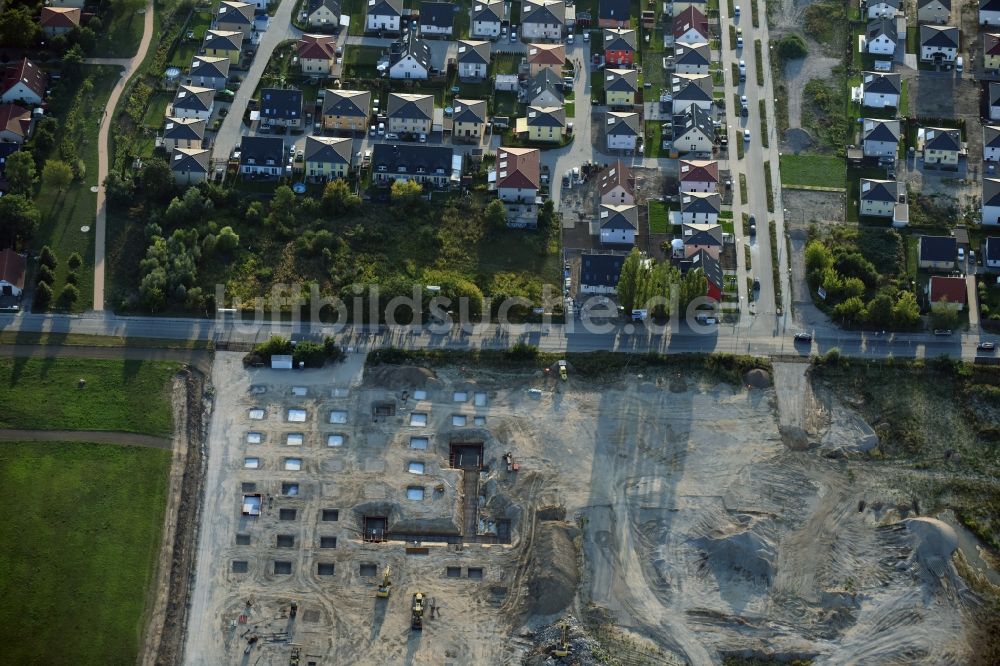 Luftaufnahme Berlin - Baustelle zum Neubau eines Möbelhauses der Porta-Gruppe in Mahlsdorf in Berlin