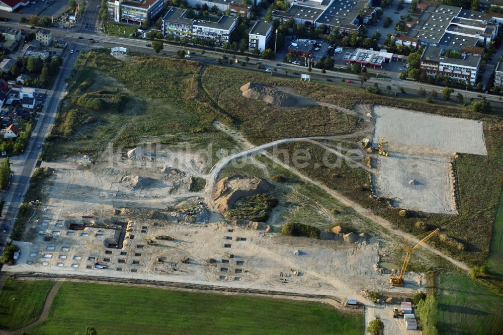 Berlin von oben - Baustelle zum Neubau eines Möbelhauses der Porta-Gruppe in Mahlsdorf in Berlin