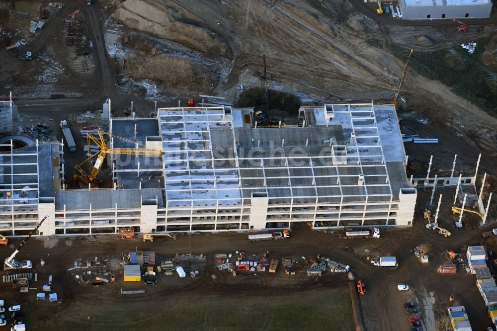 Luftaufnahme Berlin - Baustelle zum Neubau eines Möbelhauses der Porta-Gruppe in Mahlsdorf in Berlin