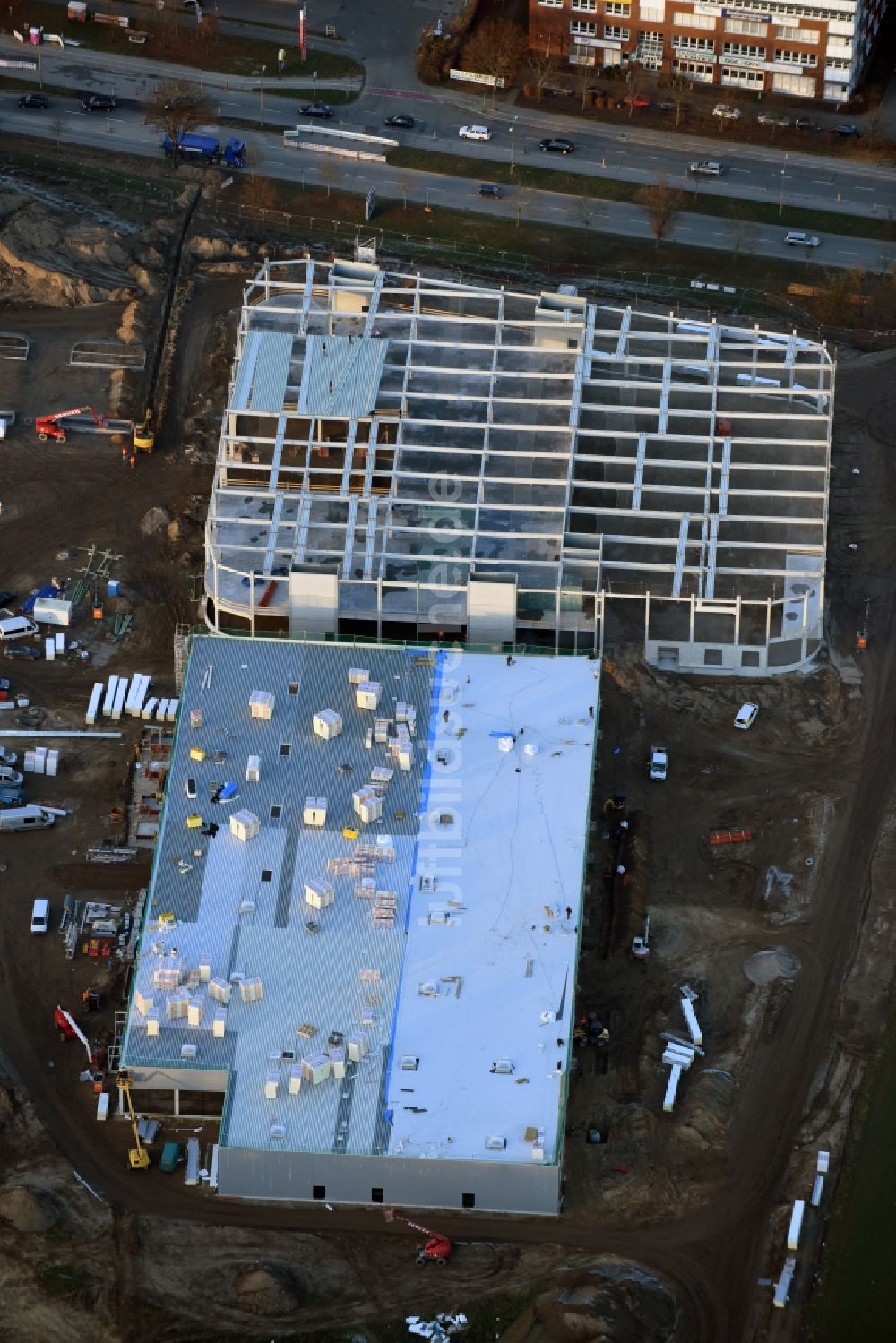 Luftbild Berlin - Baustelle zum Neubau eines Möbelhauses der Porta-Gruppe in Mahlsdorf in Berlin