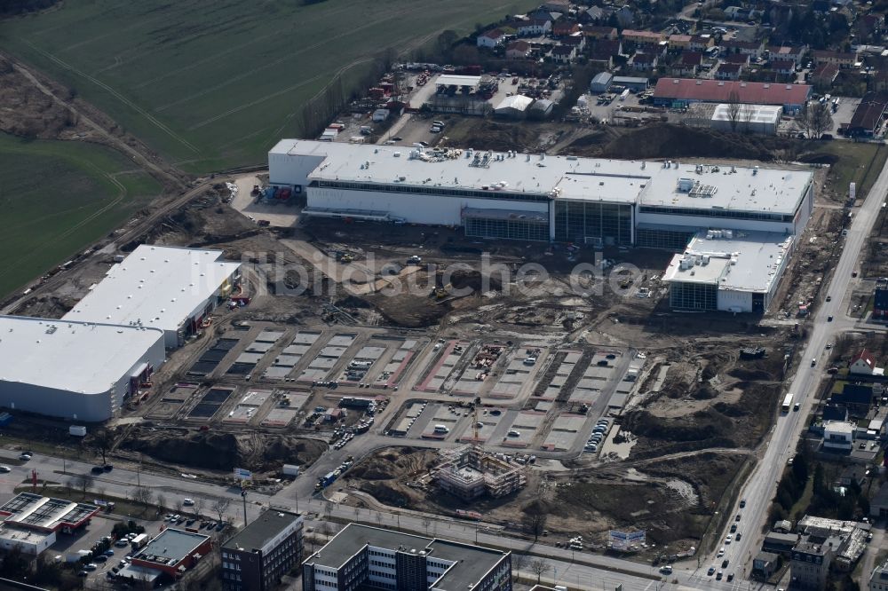 Luftbild Berlin - Baustelle zum Neubau eines Möbelhauses der Porta-Gruppe in Mahlsdorf in Berlin