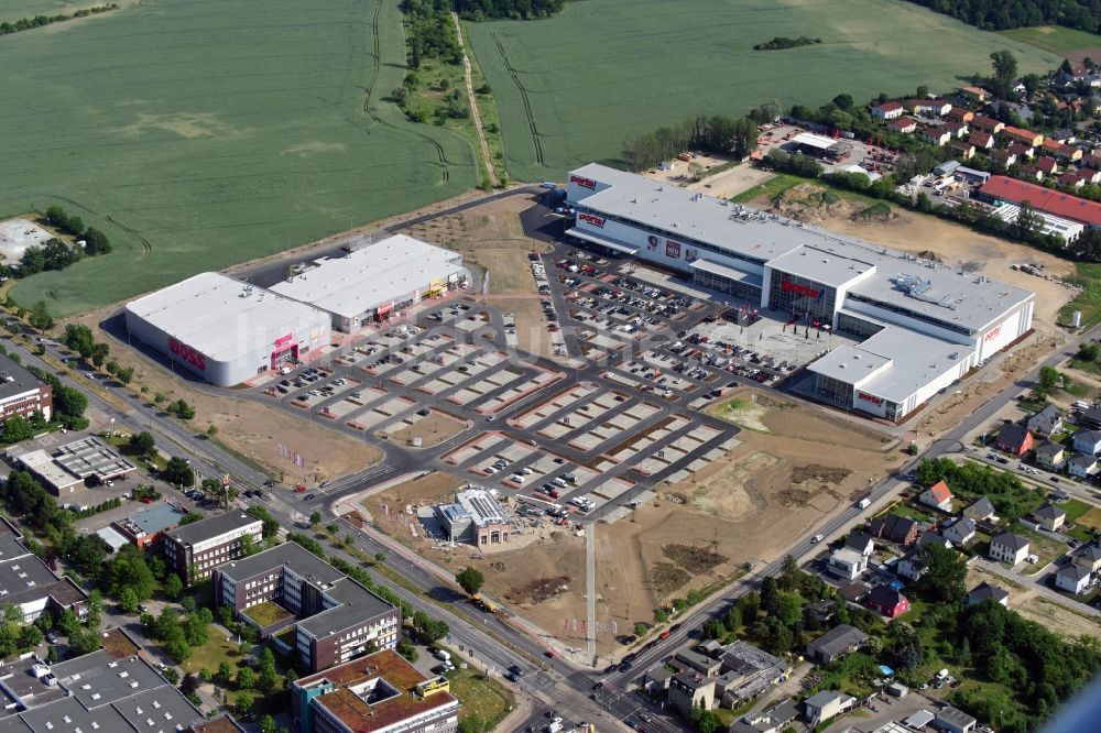 Luftbild Berlin - Baustelle zum Neubau eines Möbelhauses der Porta-Gruppe in Mahlsdorf in Berlin