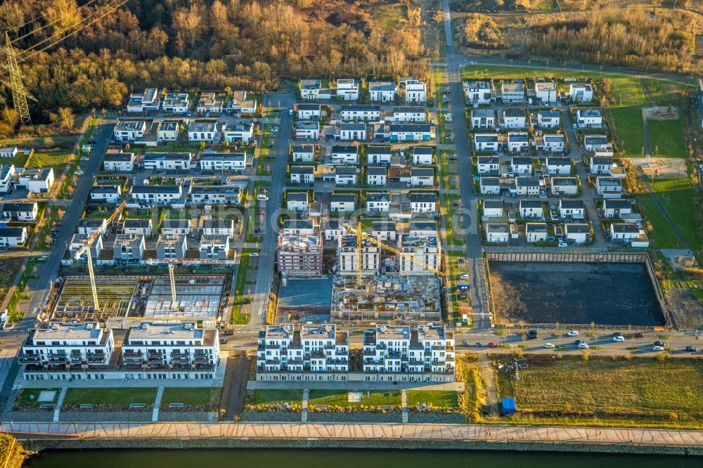 Gelsenkirchen von oben - Baustelle zum Neubau des Mehrfamilien- und Geschäftshauses Graf Bismarck im Ortsteil Bismarck in Gelsenkirchen im Bundesland Nordrhein-Westfalen, Deutschland