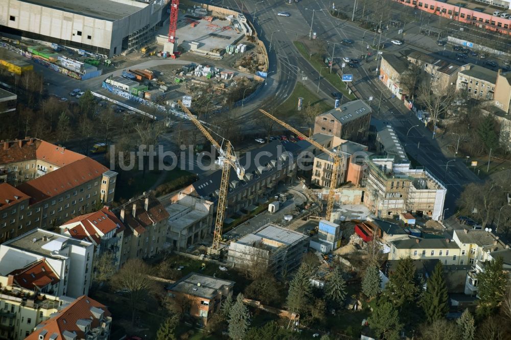 Luftaufnahme Potsdam - Baustelle zum Neubau einer Mehrfamilienhaus-Wohnanlage Albert-Einstein-Straße - Heinrich-Mann-Allee in Potsdam im Bundesland Brandenburg