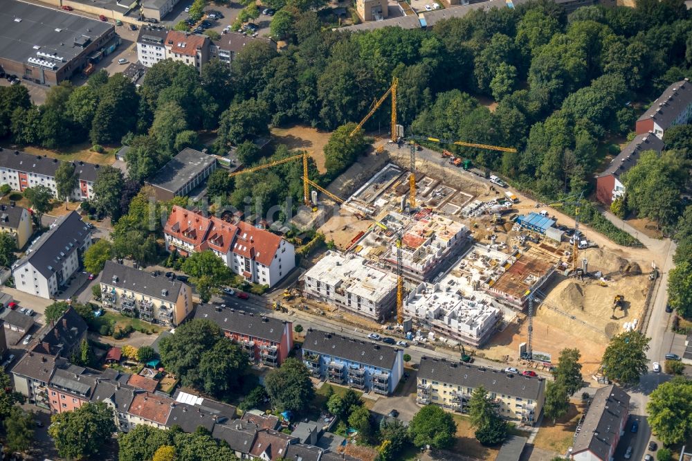 Herne aus der Vogelperspektive: Baustelle zum Neubau einer Mehrfamilienhaus-Wohnanlage Albert-Schweitzer-Carré in Herne im Bundesland Nordrhein-Westfalen, Deutschland