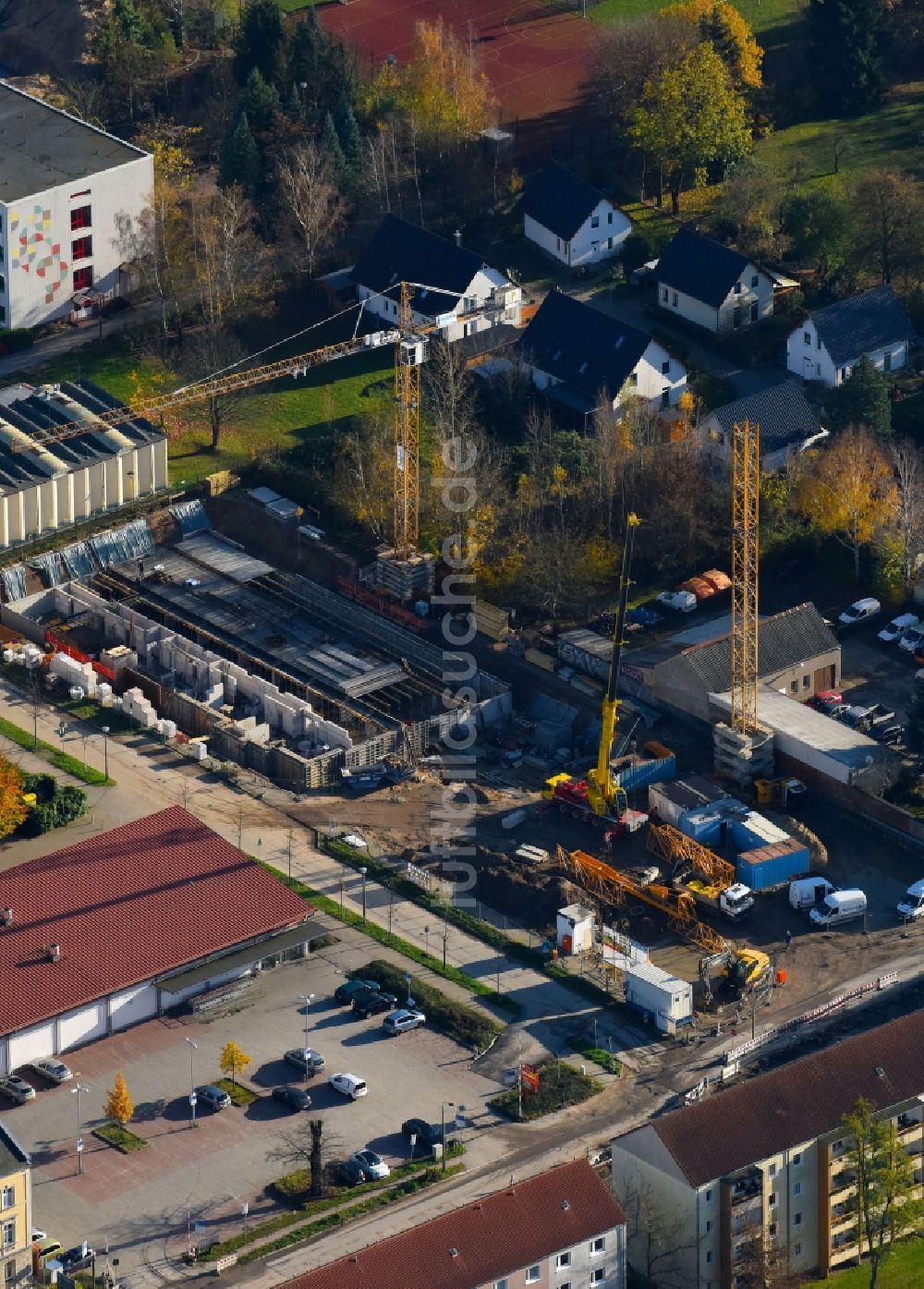 Luftbild Teltow - Baustelle zum Neubau einer Mehrfamilienhaus-Wohnanlage Albert-Wiebach-Straße in Teltow im Bundesland Brandenburg, Deutschland