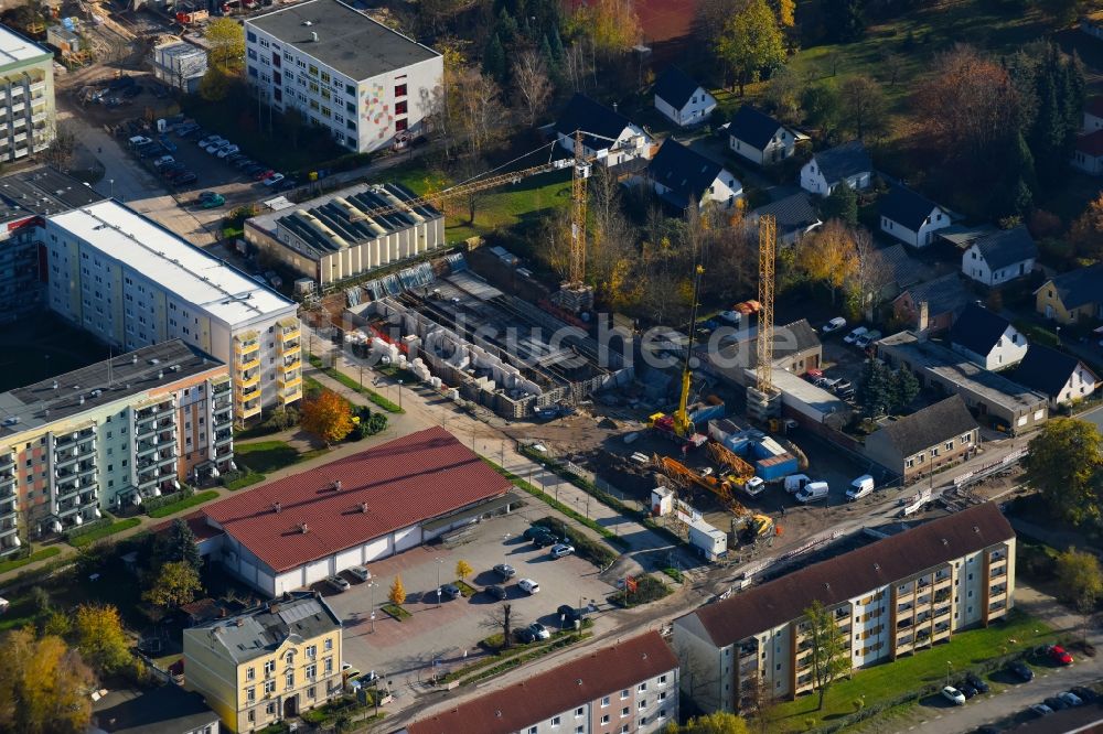 Luftaufnahme Teltow - Baustelle zum Neubau einer Mehrfamilienhaus-Wohnanlage Albert-Wiebach-Straße in Teltow im Bundesland Brandenburg, Deutschland