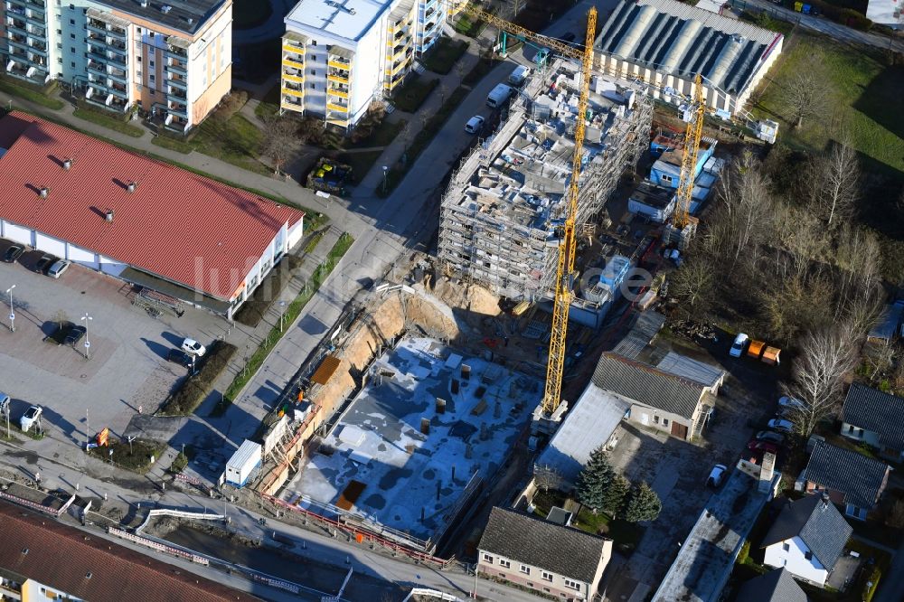 Teltow aus der Vogelperspektive: Baustelle zum Neubau einer Mehrfamilienhaus-Wohnanlage Albert-Wiebach-Straße in Teltow im Bundesland Brandenburg, Deutschland