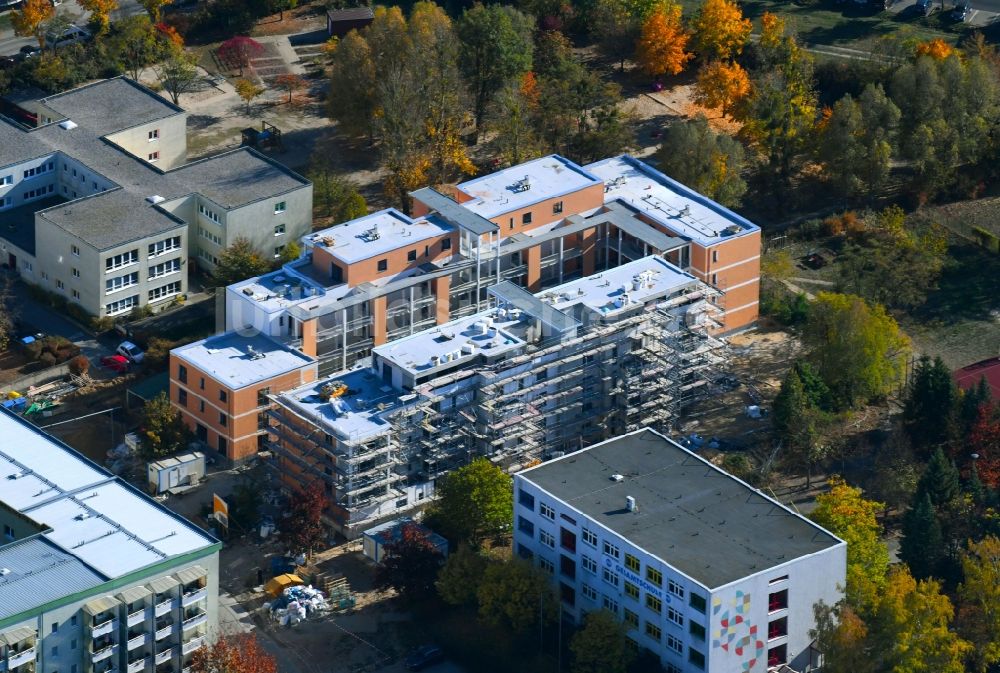 Luftbild Teltow - Baustelle zum Neubau einer Mehrfamilienhaus-Wohnanlage an der Albert-Wiebach-Straße in Teltow im Bundesland Brandenburg, Deutschland