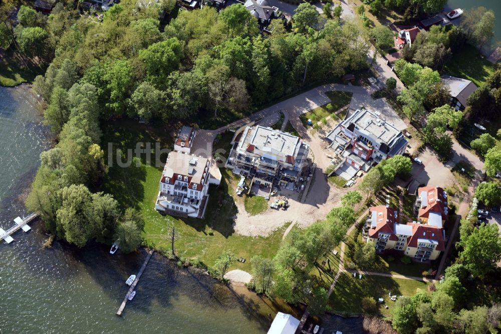 Bad Saarow von oben - Baustelle zum Neubau einer Mehrfamilienhaus-Wohnanlage Alte Eichen in Bad Saarow im Bundesland Brandenburg