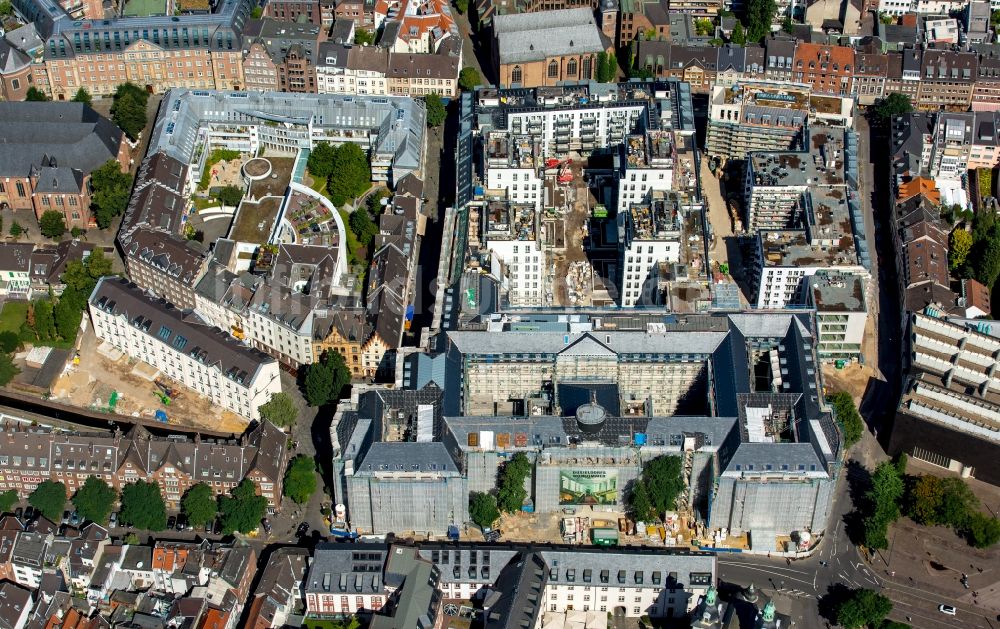 Düsseldorf von oben - Baustelle zum Neubau einer Mehrfamilienhaus-Wohnanlage Andreasquartier der Frankonia Eurobau Investment Hansaallee GmbH an der Mühlenstraße in Düsseldorf im Bundesland Nordrhein-Westfalen