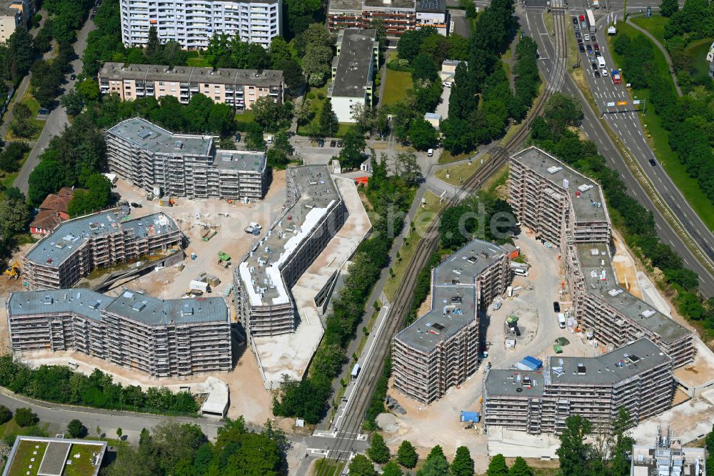 Karlsruhe aus der Vogelperspektive: Baustelle zum Neubau einer Mehrfamilienhaus-Wohnanlage August-Klingler-Areal im Ortsteil Daxlanden in Karlsruhe im Bundesland Baden-Württemberg, Deutschland