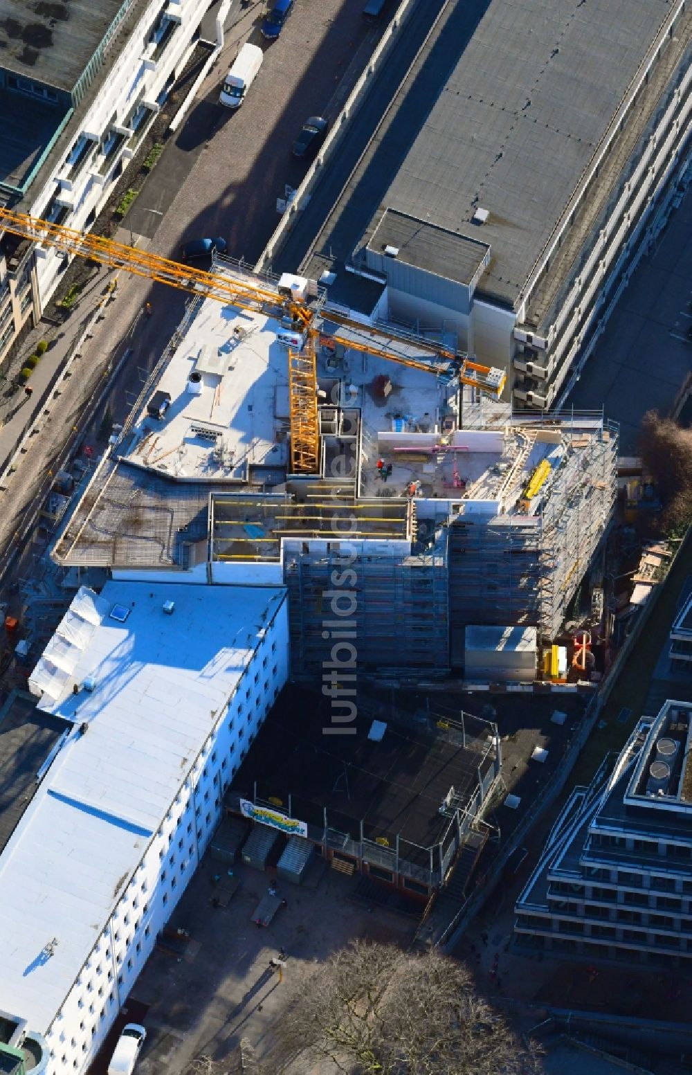 Hamburg aus der Vogelperspektive: Baustelle zum Neubau einer Mehrfamilienhaus-Wohnanlage der Bauplan Nord GmbH & Co. KG in Hamburg, Deutschland