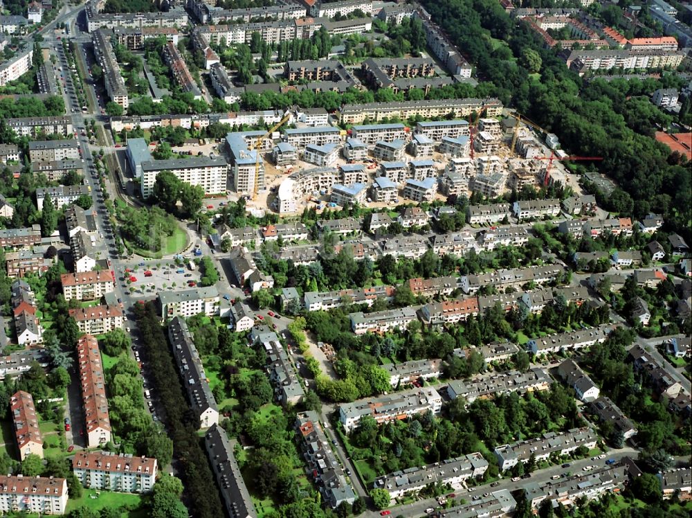 Köln von oben - Baustelle zum Neubau einer Mehrfamilienhaus- Wohnanlage Am Beethovenpark im Stadtteil Sülz in Köln im Bundesland Nordrhein-Westfalen