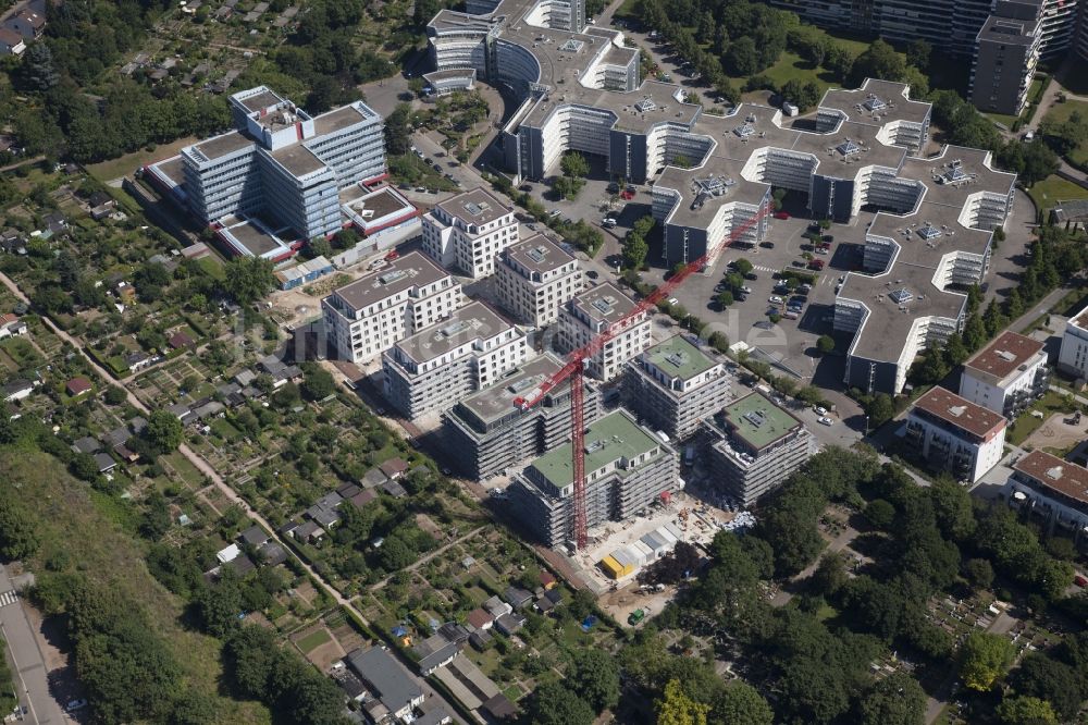 Mainz von oben - Baustelle zum Neubau einer Mehrfamilienhaus-Wohnanlage im Bereich der Wilhelm- Theodor- Römheld- Straße in Mainz Weisenau im Bundesland Rheinland-Pfalz