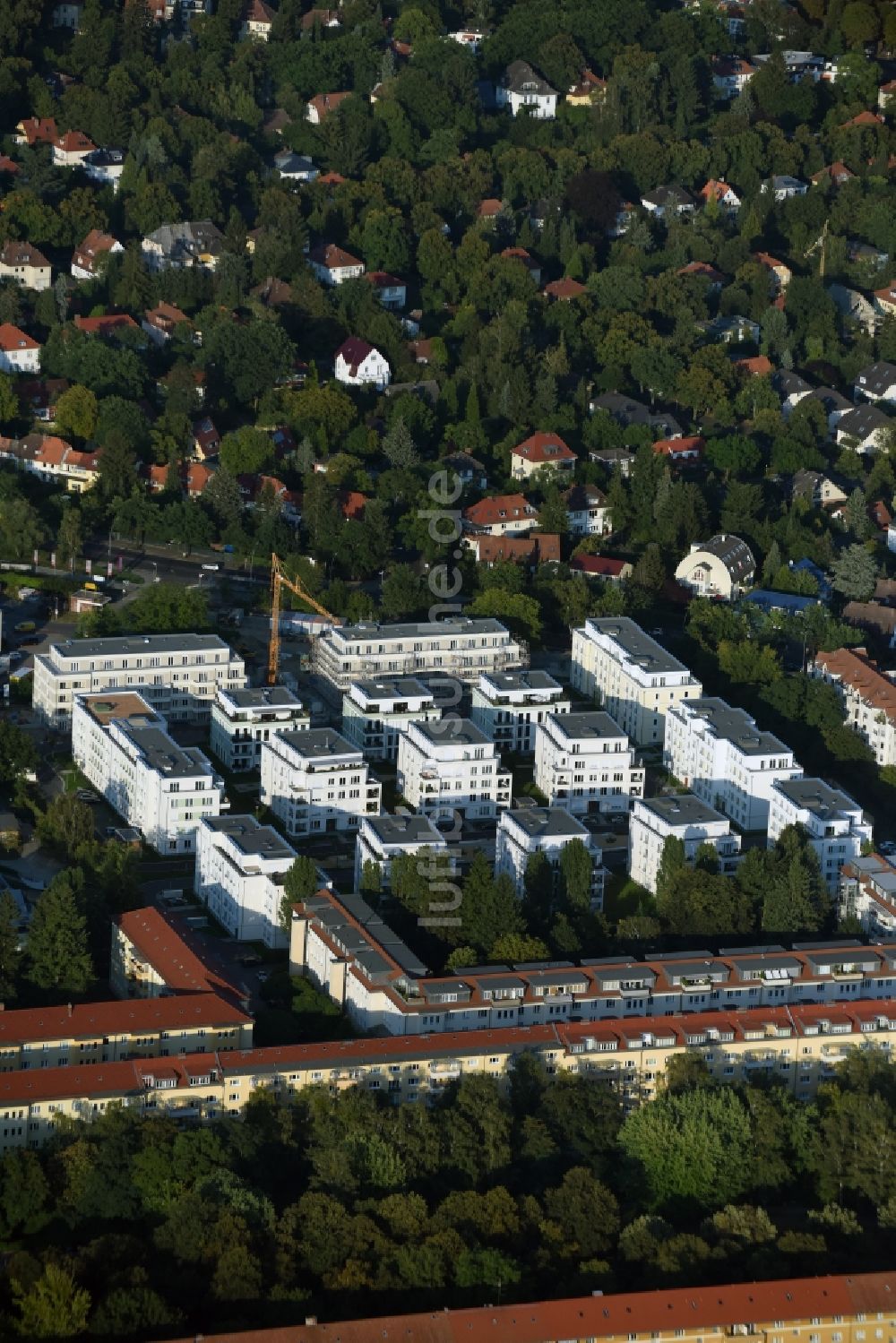 Luftbild Berlin - Baustelle zum Neubau einer Mehrfamilienhaus-Wohnanlage in Berlin