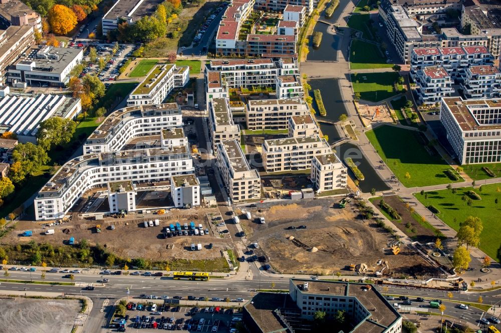 Essen aus der Vogelperspektive: Baustelle zum Neubau einer Mehrfamilienhaus-Wohnanlage am Berliner Platz in der Grünen Mitte in Essen im Bundesland Nordrhein-Westfalen