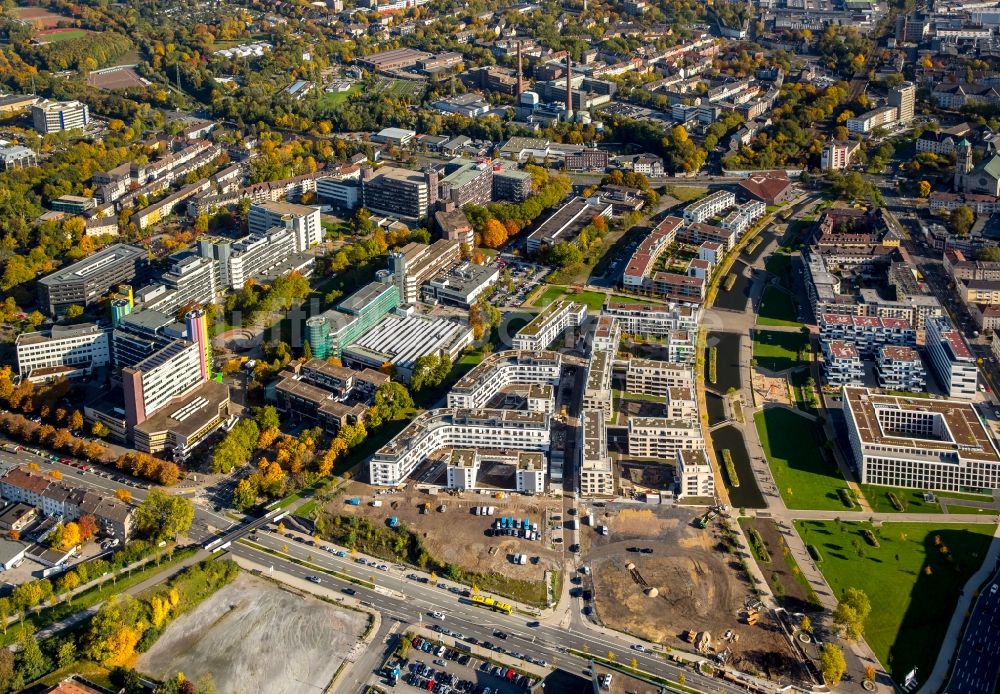 Luftaufnahme Essen - Baustelle zum Neubau einer Mehrfamilienhaus-Wohnanlage am Berliner Platz in der Grünen Mitte in Essen im Bundesland Nordrhein-Westfalen