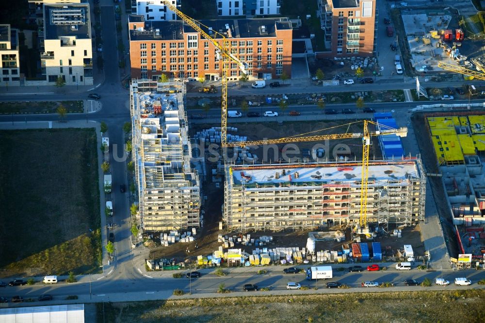 Luftbild Bremen - Baustelle zum Neubau einer Mehrfamilienhaus-Wohnanlage BlauHaus der GEWOBA in Bremen, Deutschland