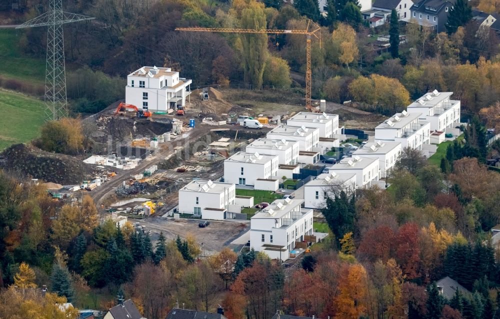 Bochum von oben - Baustelle zum Neubau einer Mehrfamilienhaus-Wohnanlage in Bochum im Bundesland Nordrhein-Westfalen