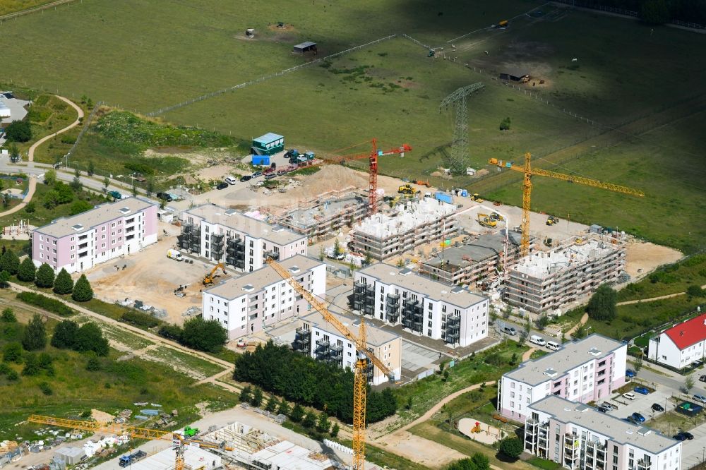 Luftbild Schönefeld - Baustelle zum Neubau einer Mehrfamilienhaus-Wohnanlage der Bonava Deutschland GmbH in Schönefeld im Bundesland Brandenburg, Deutschland