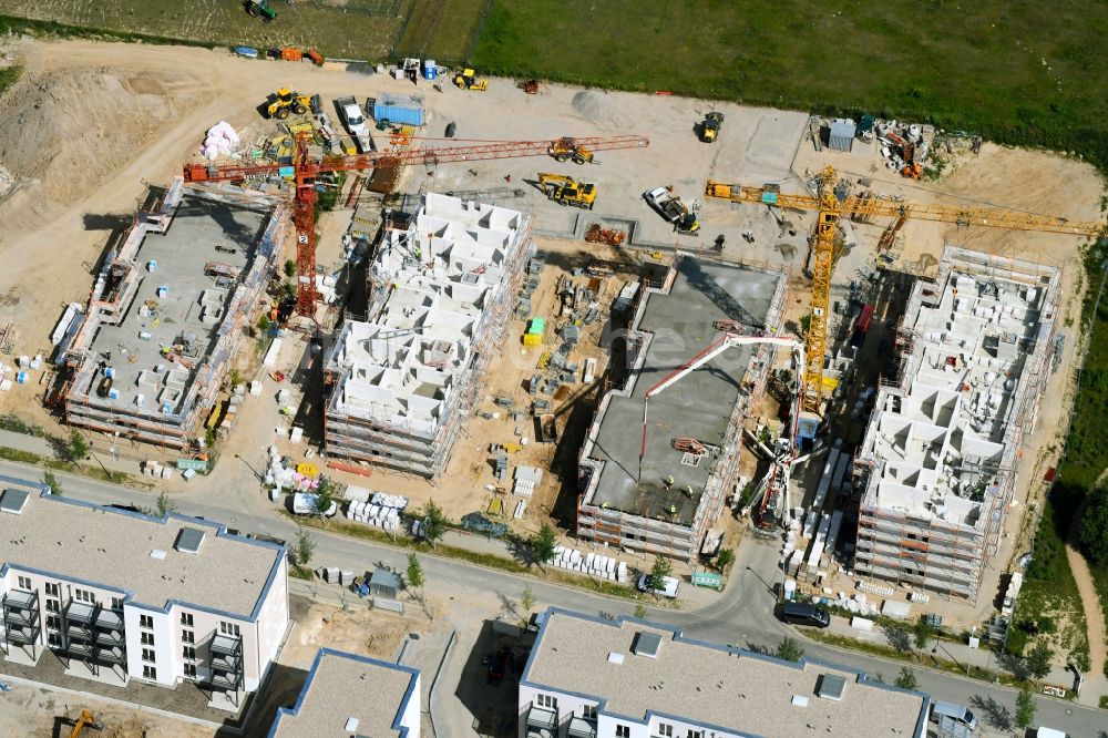 Luftbild Schönefeld - Baustelle zum Neubau einer Mehrfamilienhaus-Wohnanlage der Bonava Deutschland GmbH in Schönefeld im Bundesland Brandenburg, Deutschland