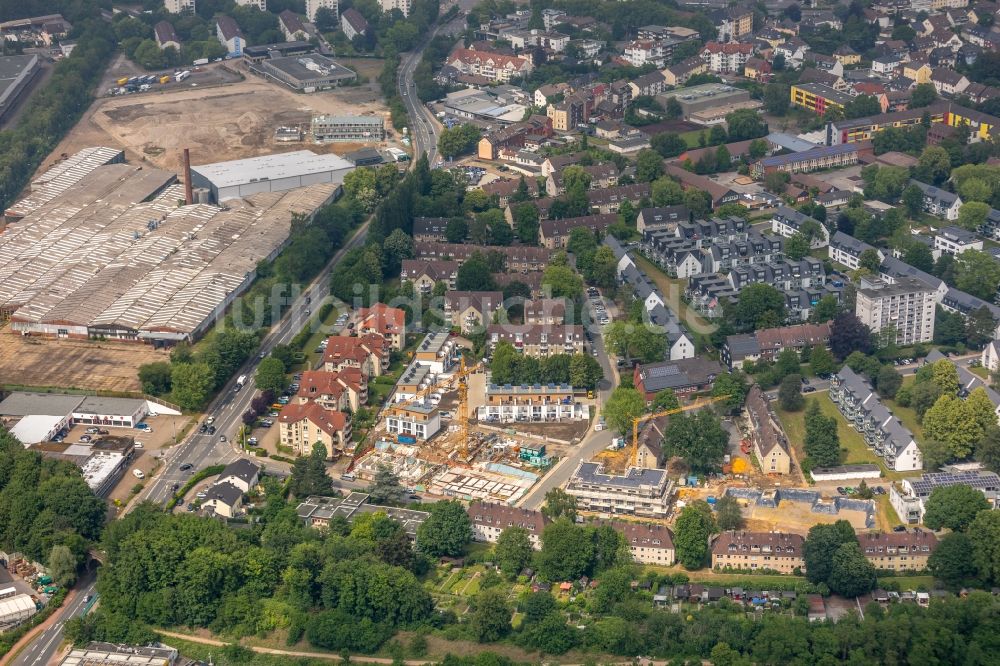 Luftaufnahme Hattingen - Baustelle zum Neubau einer Mehrfamilienhaus-Wohnanlage der Bonava Deutschland GmbH am Südring - Uhlandstraße in Hattingen im Bundesland Nordrhein-Westfalen, Deutschland