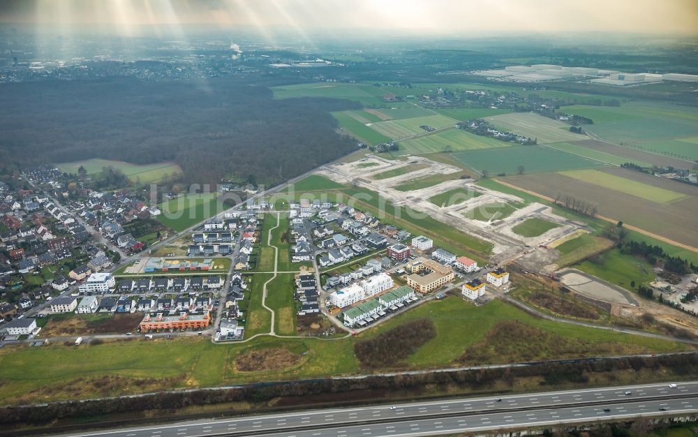 Luftaufnahme Brechten - Baustelle zum Neubau einer Mehrfamilienhaus-Wohnanlage Brechtener Heide in Brechten im Bundesland Nordrhein-Westfalen, Deutschland