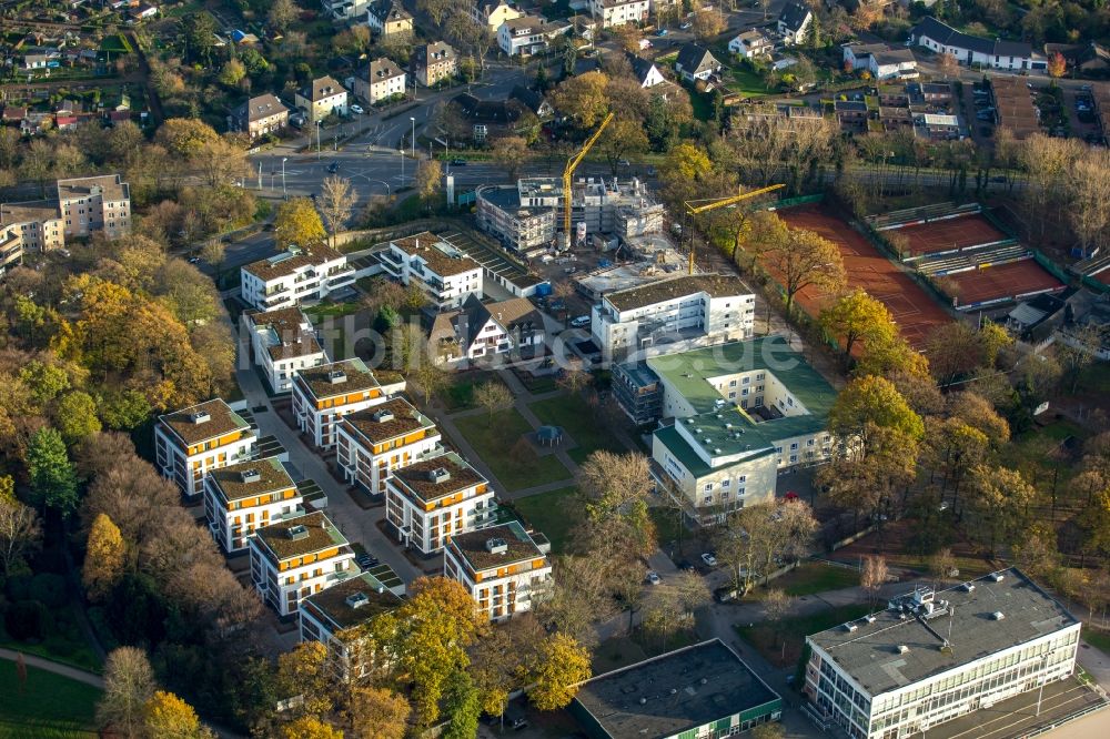 Luftbild Dinslaken - Baustelle zum Neubau einer Mehrfamilienhaus-Wohnanlage Bärenkamp-Carree - Allee-Höfe an der Hans-Böckler-Straße in Dinslaken im Bundesland Nordrhein-Westfalen