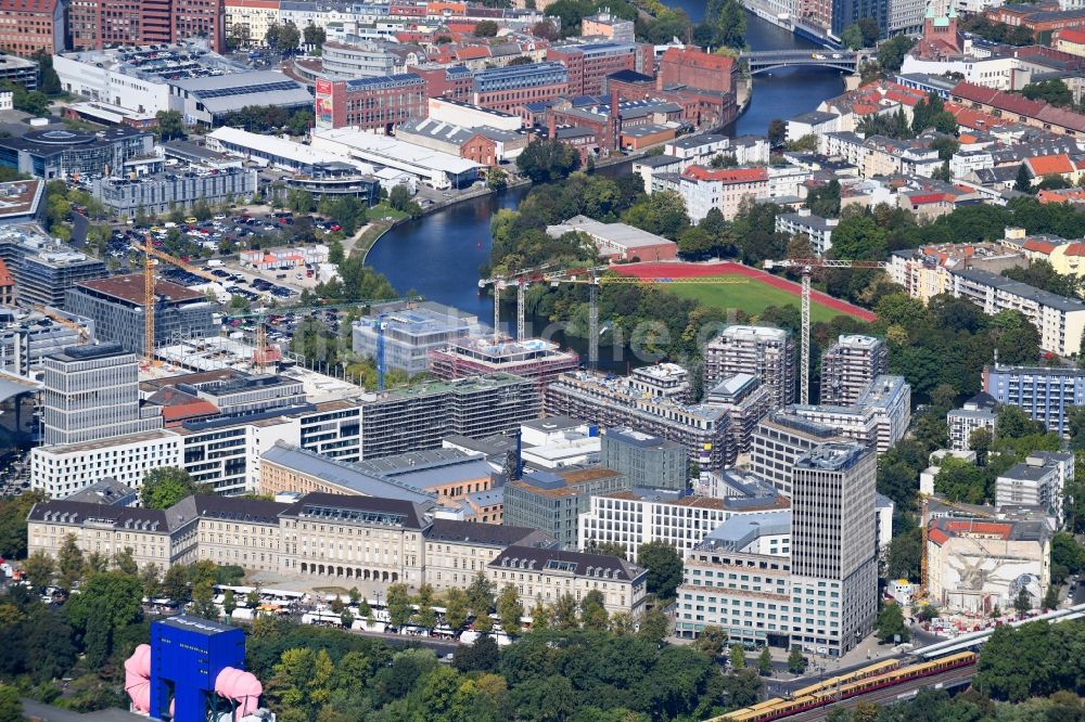 Luftbild Berlin - Baustelle zum Neubau einer Mehrfamilienhaus-Wohnanlage No.1 Charlottenburg in Berlin, Deutschland