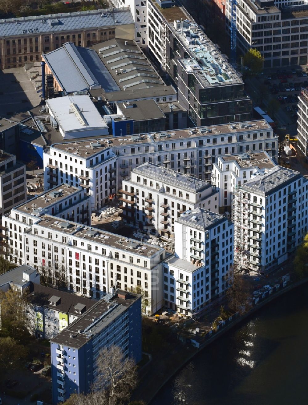 Berlin aus der Vogelperspektive: Baustelle zum Neubau einer Mehrfamilienhaus-Wohnanlage No.1 Charlottenburg in Berlin, Deutschland