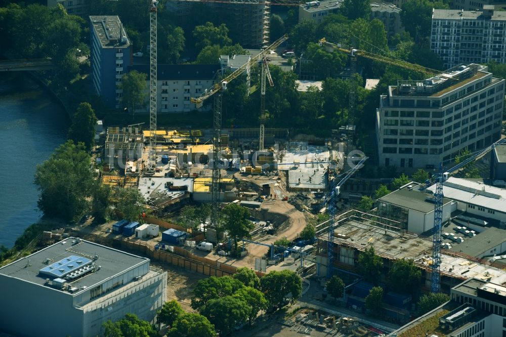 Berlin von oben - Baustelle zum Neubau einer Mehrfamilienhaus-Wohnanlage No.1 Charlottenburg an der Wegelystraße zum Spree- Ufer im Ortsteil Charlottenburg-Wilmersdorf in Berlin, Deutschland