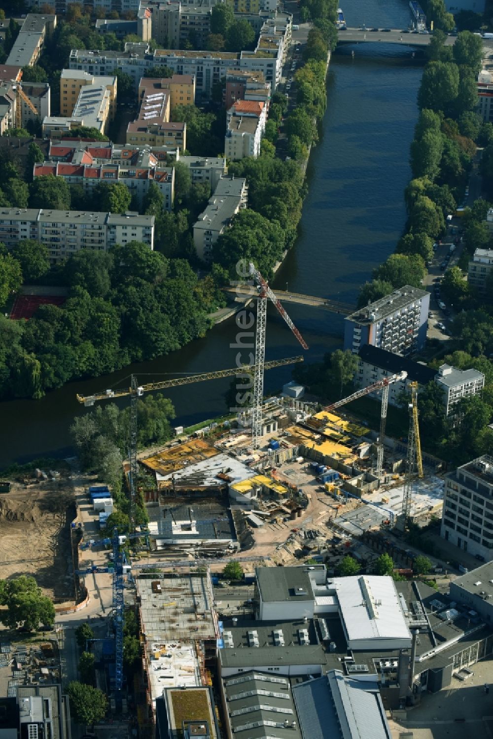 Luftbild Berlin - Baustelle zum Neubau einer Mehrfamilienhaus-Wohnanlage No.1 Charlottenburg an der Wegelystraße zum Spree- Ufer im Ortsteil Charlottenburg-Wilmersdorf in Berlin, Deutschland