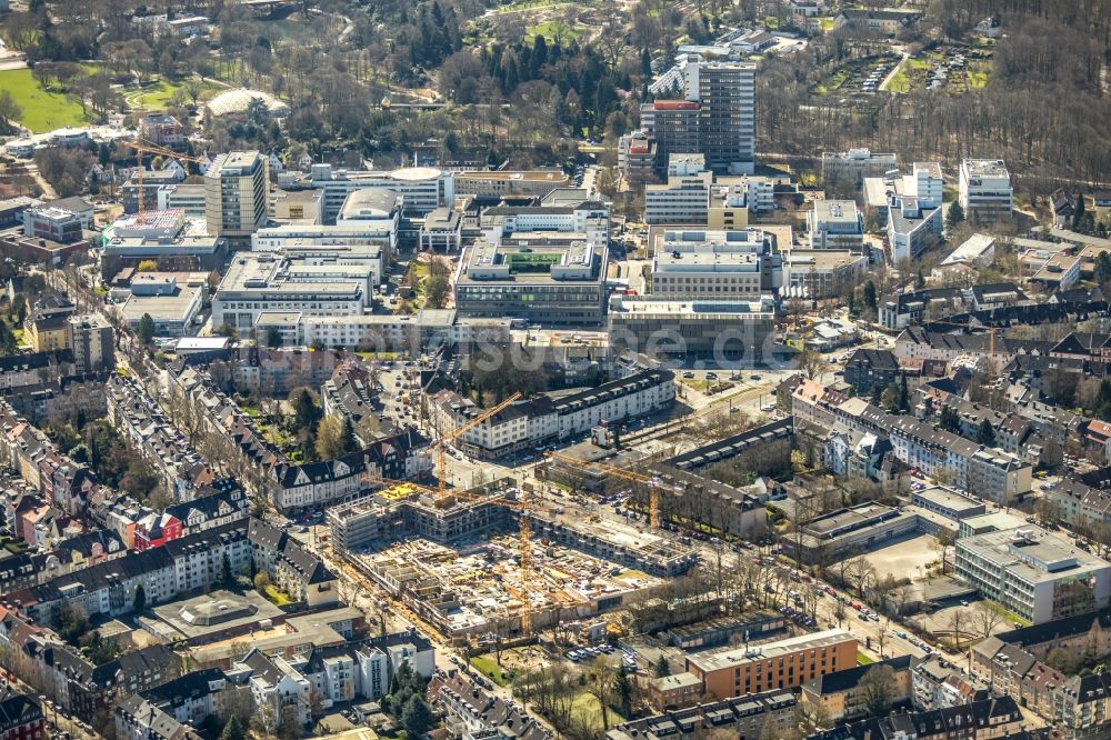 Luftbild Essen - Baustelle zum Neubau einer Mehrfamilienhaus-Wohnanlage „ Cranachhöfe “ in Essen im Bundesland Nordrhein-Westfalen - NRW, Deutschland