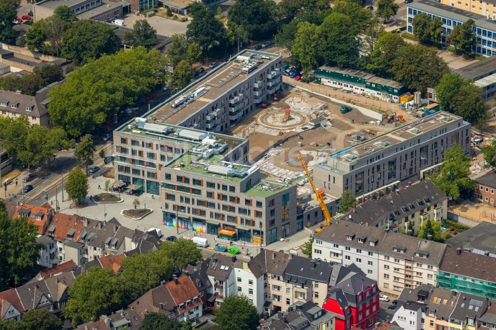 Essen von oben - Baustelle zum Neubau einer Mehrfamilienhaus-Wohnanlage „ Cranachhöfe “ in Essen im Bundesland Nordrhein-Westfalen - NRW, Deutschland