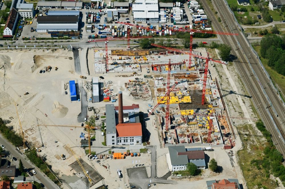 Luftbild München - Baustelle zum Neubau einer Mehrfamilienhaus-Wohnanlage DIAMALTPARK der ISARIA Wohnbau AG in München im Bundesland Bayern, Deutschland