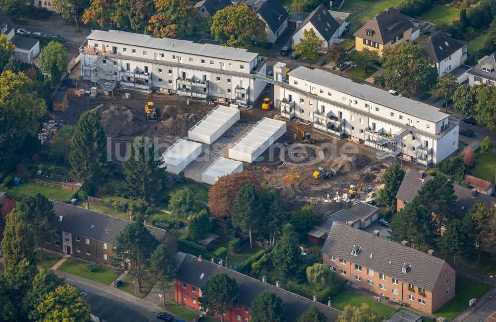 Gelsenkirchen aus der Vogelperspektive: Baustelle zum Neubau einer Mehrfamilienhaus-Wohnanlage am Diesingweg in Gelsenkirchen im Bundesland Nordrhein-Westfalen, Deutschland