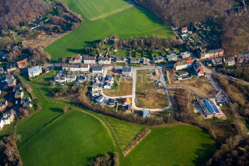 Bochum von oben - Baustelle zum Neubau einer Mehrfamilienhaus-Wohnanlage am Dorneburger Mühlebach in Bochum im Bundesland Nordrhein-Westfalen