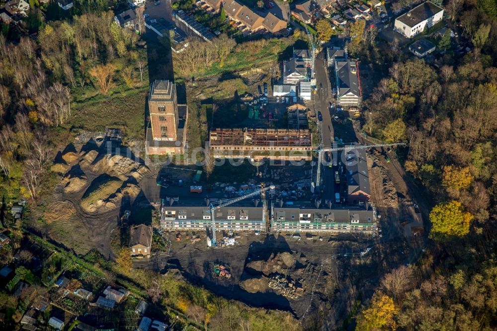 Oberhausen aus der Vogelperspektive: Baustelle zum Neubau einer Mehrfamilienhaus-Wohnanlage am ehemaligen Schacht 4 Osterfeld am Malakow-Turm in Oberhausen im Bundesland Nordrhein-Westfalen