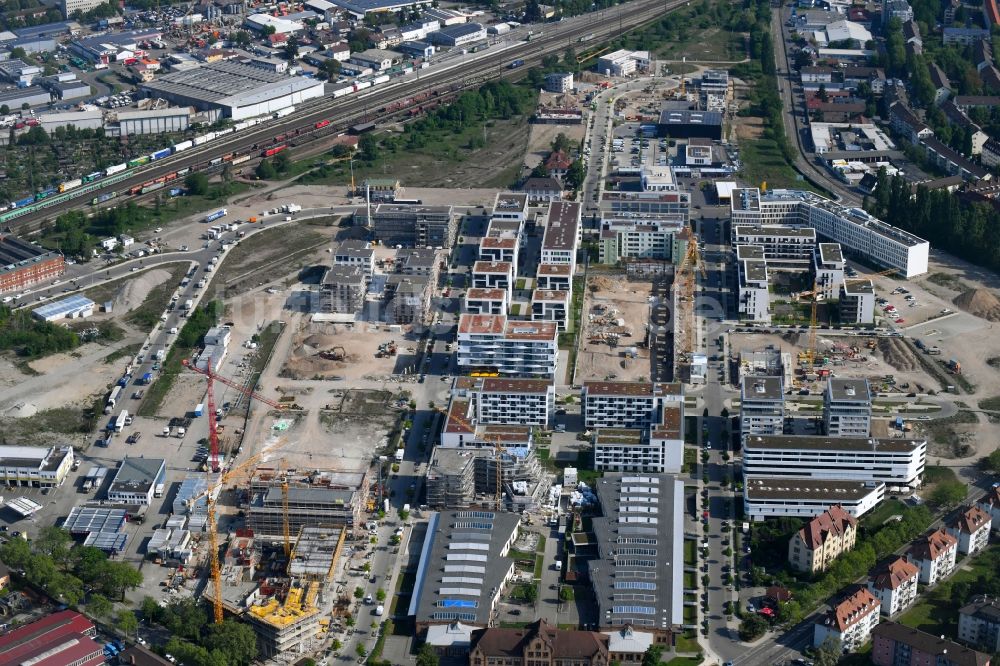 Luftbild Freiburg im Breisgau - Baustelle zum Neubau einer Mehrfamilienhaus-Wohnanlage an der Ellen-Gottlieb-Straße - Zita-Kaiser-Straße - Zollhallenstraße in Freiburg im Breisgau im Bundesland Baden-Württemberg, Deutschland